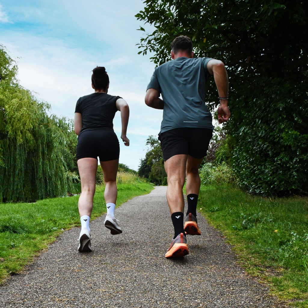 Velocity Performance Crew Socks Adult (2 Pairs)