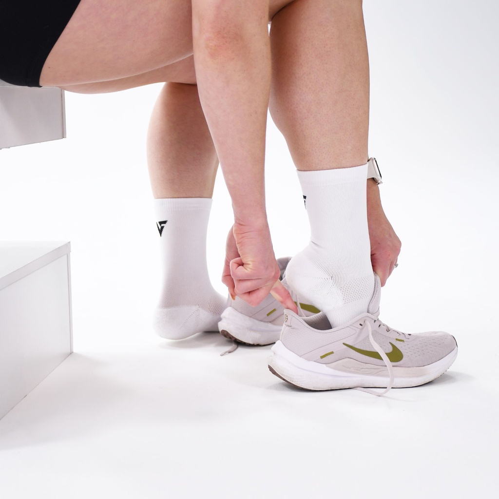 Velocity Performance Crew Socks Junior (2 Pairs) | Reydon Group Plc