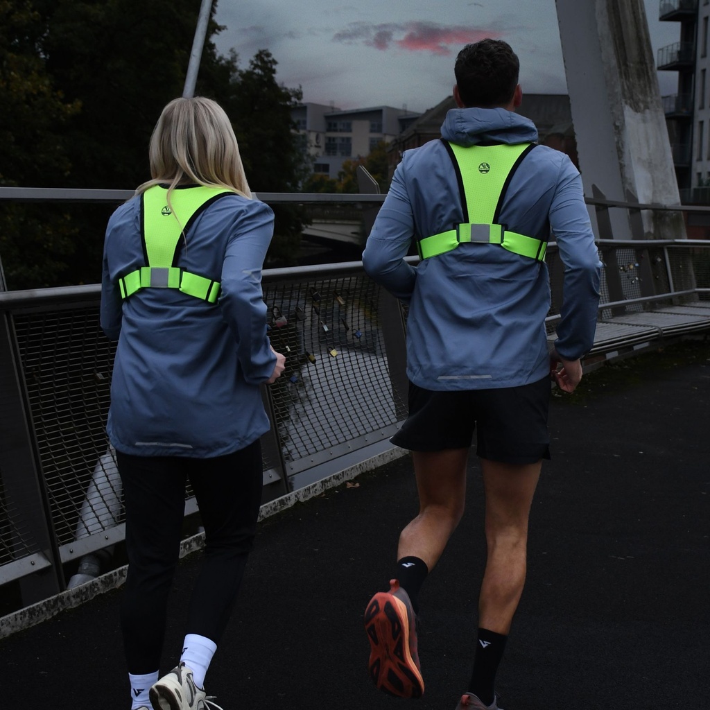 Six Peaks Running Vest with Phone Holder