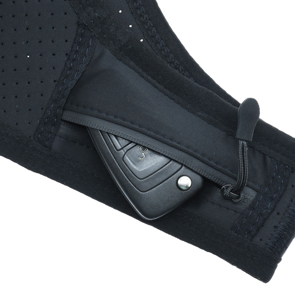 Six Peaks Running Vest with Phone Holder