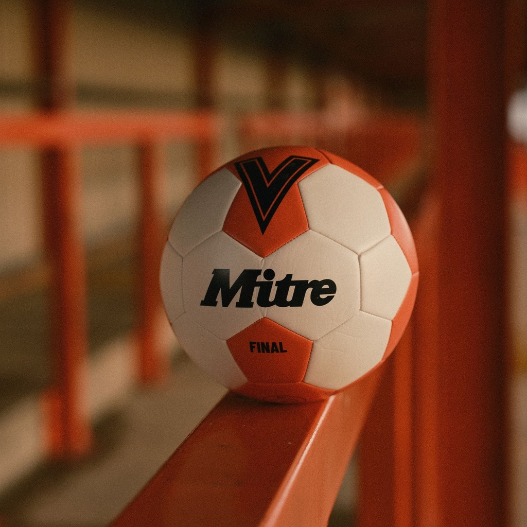 Mitre Final Football